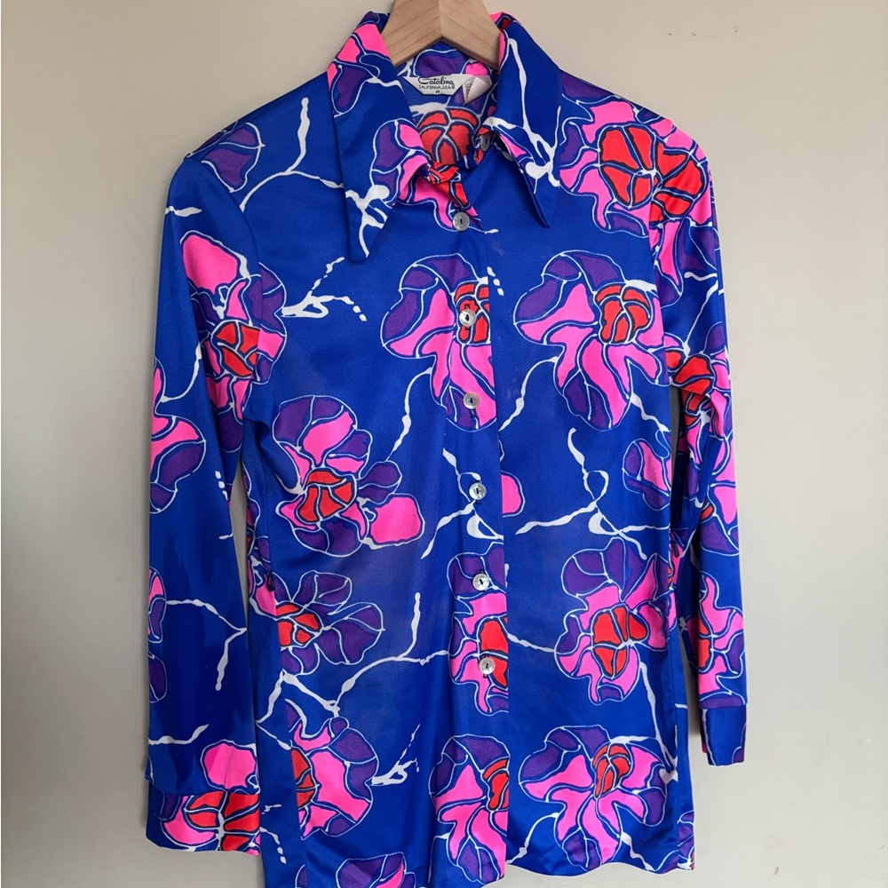 Vintage 60s/70s Catalina bright Blue and Pink Floral Women's Top